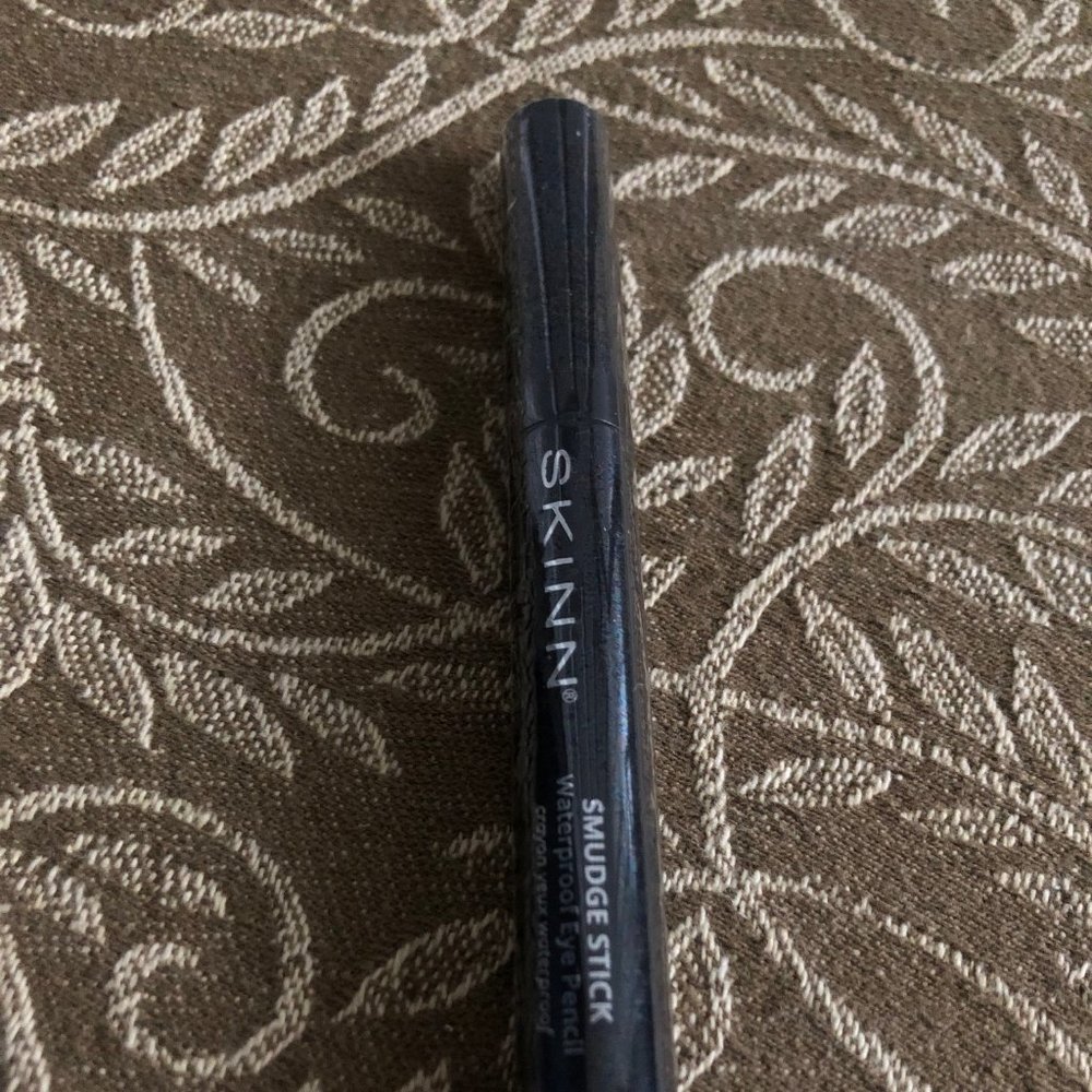 SKINN Smudge Stick EYE liner PENNY - Picture 2 of 4